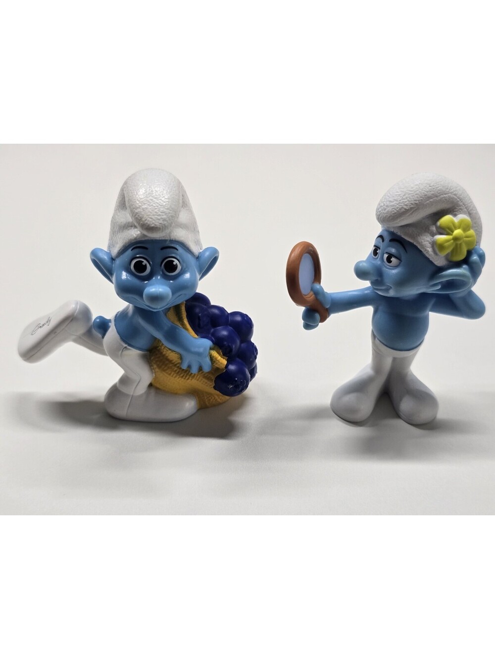 2011 Peyo VANITY & GREEDY Smurf Action Figure - McDonald’s Meal Toy